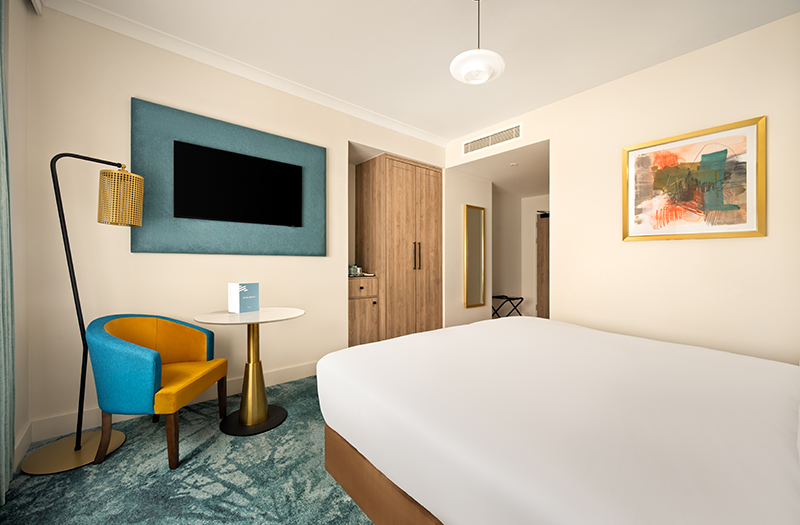 Shadow, LED dock and customised Roma floor light at Cairn Hotel