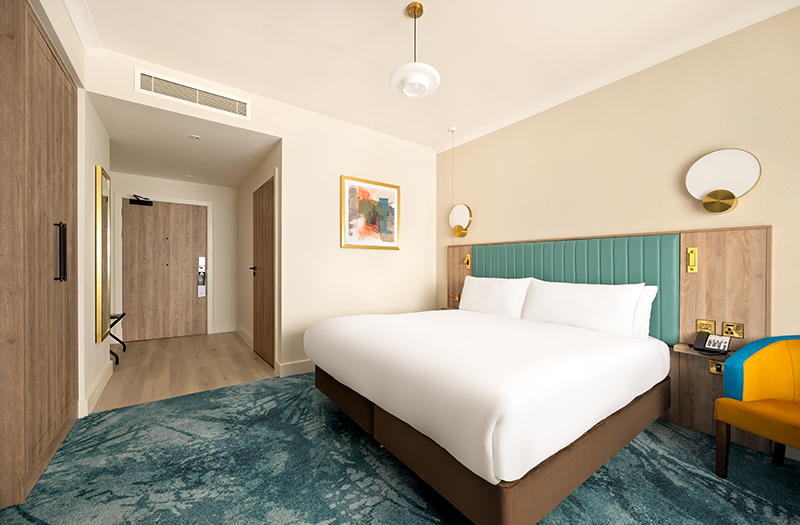 Shadow, LED dock and customised Roma floor light at Cairn Hotel