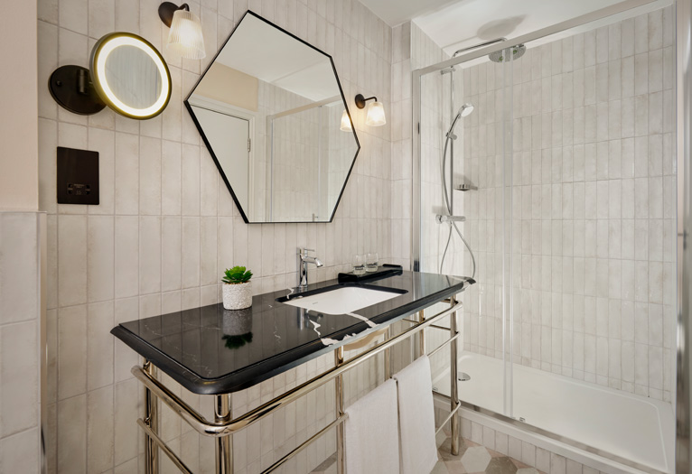 Chelsom lighting at The Grand Hotel Leicester by The Unlimited Collection