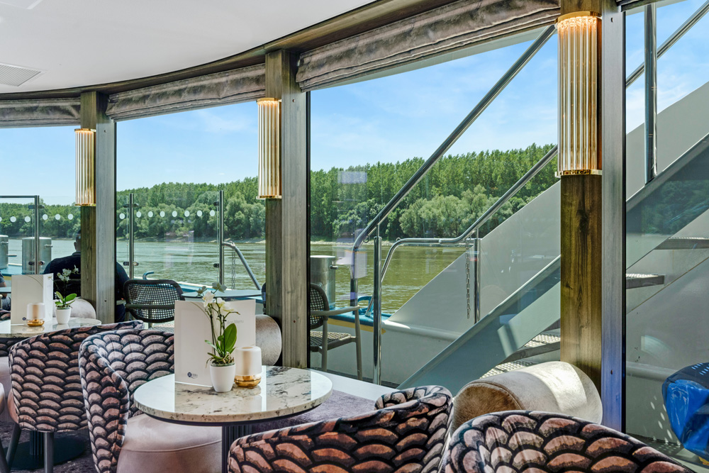 Cheslom lighting onboard MS RIVIERA RADIANCE